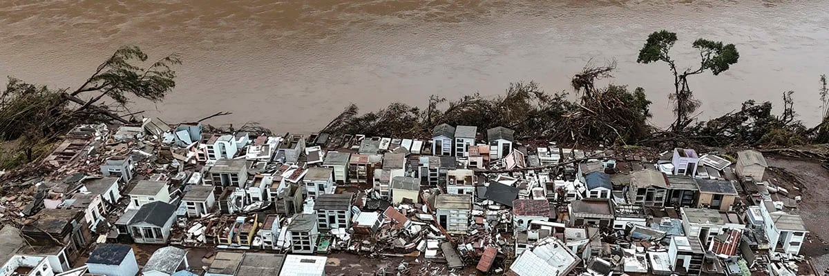 Mu?um pueblo de Brasil devastado por las inundaciones